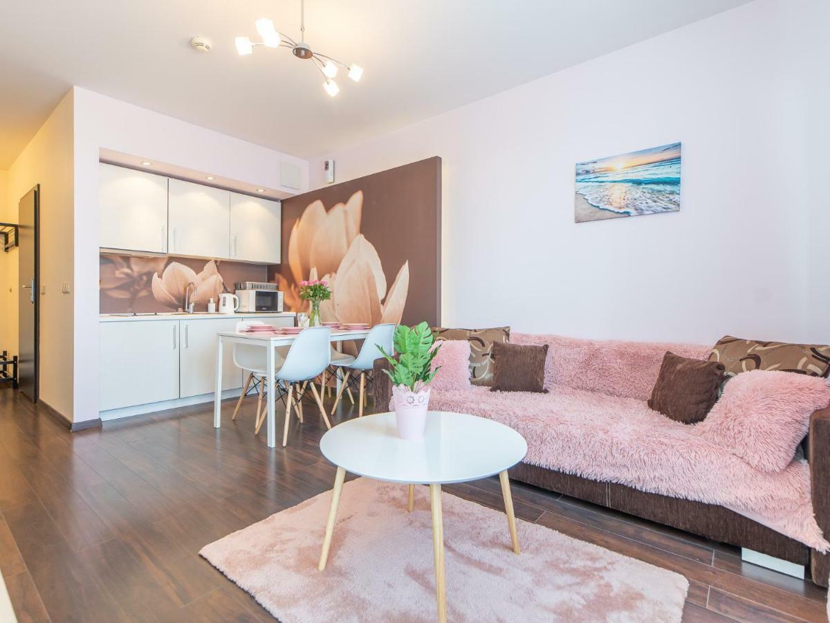 Apartamenty Prywatne W Hotelu Przy Plazy Diva Kołobrzeg Exterior foto